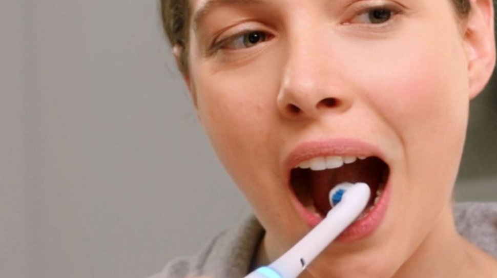 Absolut șocant! Ce riscă cei care nu se spală pe dinţi -  Studiu făcut timp de 20 de ani!