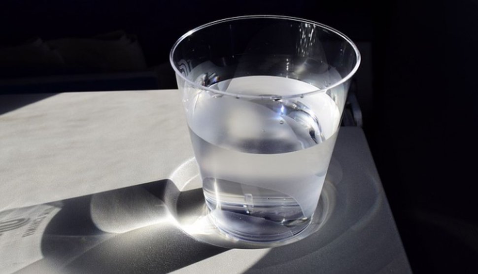 Cum calculezi câtă apă trebuie să bei, de fapt, în fiecare zi. Formulă simplă și rapidă!