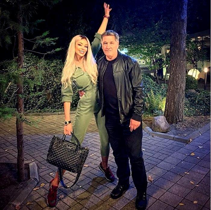 Puțini români știu! Cine este tatăl Biancăi Drăgușanu și ce meserie are. Viața i-a rezervat, din păcate, o suferință grea 673416