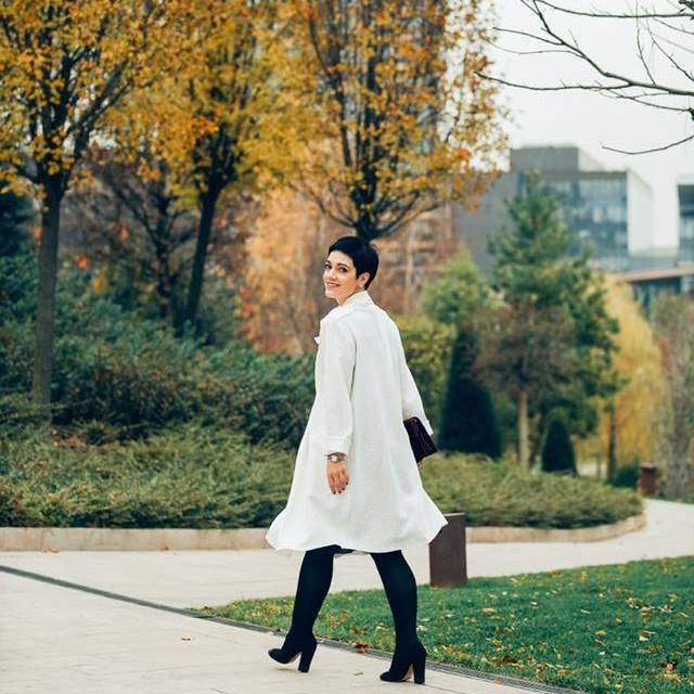 Cât de bogată e femeia din umbra lui Klaus Iohannis. Ce salariu câştigă Delia Dinu de la Administraţia Prezidenţială şi ce avere are - GALERIE FOTO 673611