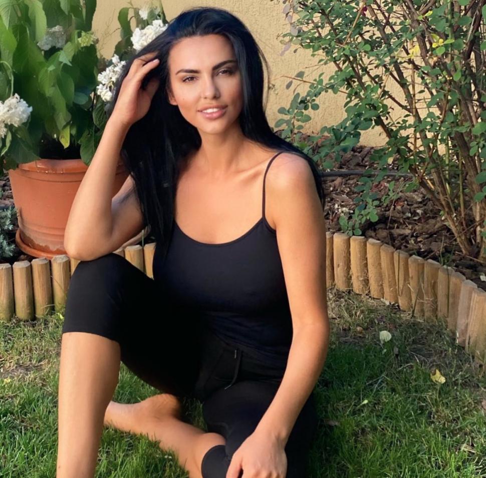 Lavinia Pîrva, regimul cu care a slăbit 30 de kilograme - Cum arată acum în costum de baie 673766