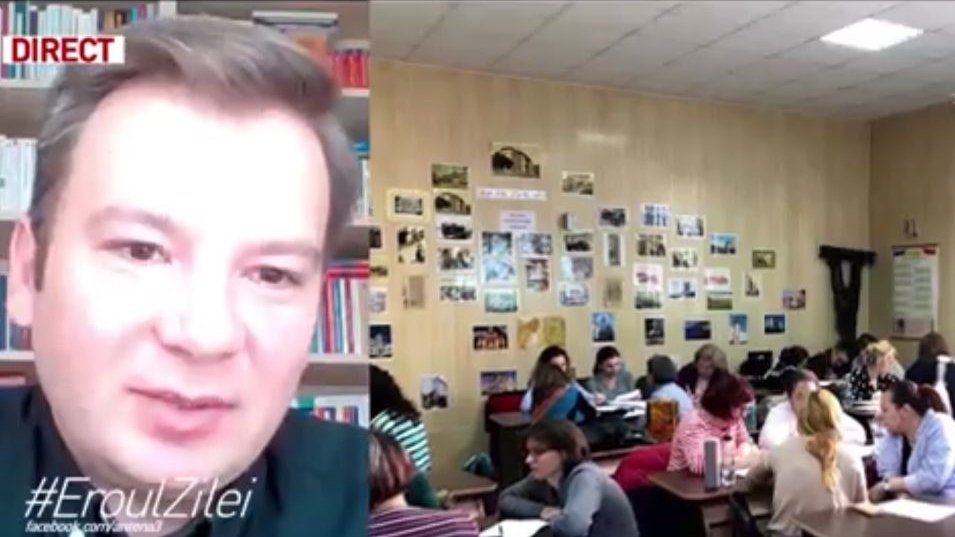 Profesorul de limba română din Târgu-Mureş care adaptează cursurile la nevoile elevilor