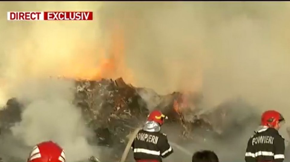 Incendiu puternic în Chitila, chiar lângă un rezervor de motorină de 5 tone! A fost emis RO-ALERT