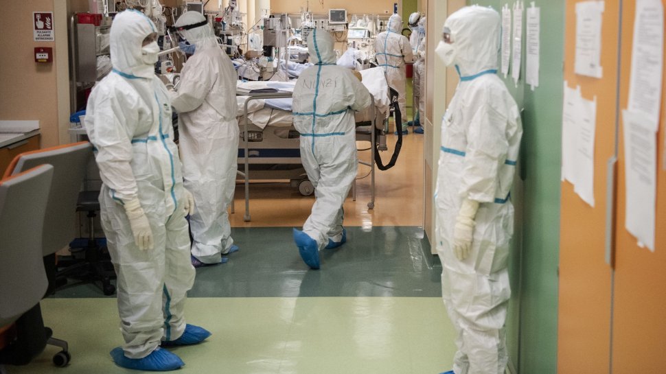 Alertă de COVID, la un mare spital din Capitală. 11 cadre medicale, infectate