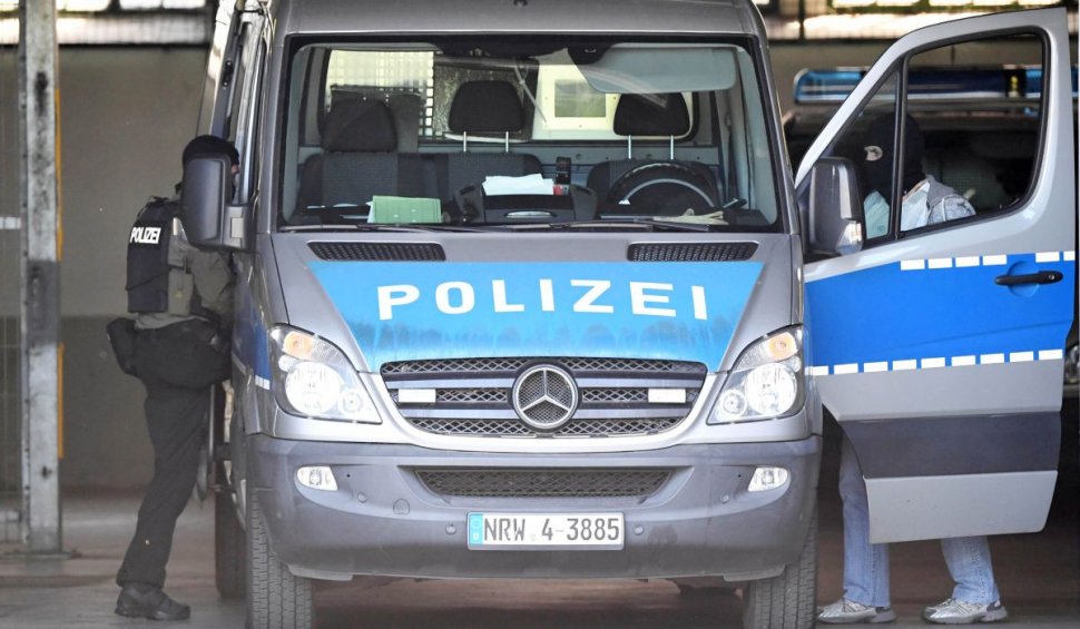 Tânără româncă găsită moartă într-un șanț, în Germania, lângă soțul confuz