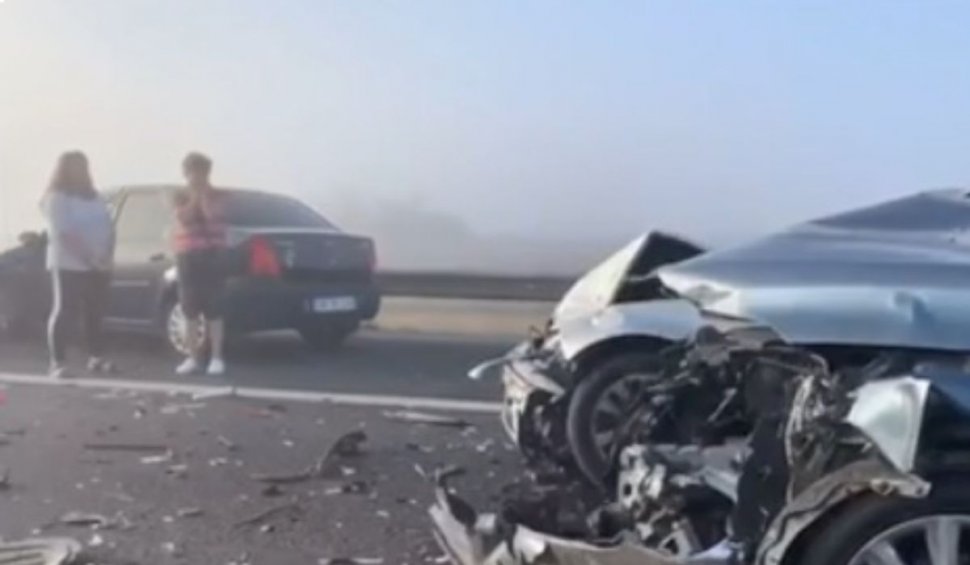 Ceață, accidente în lanț și cozi kilometrice pe Autostrada Soarelui