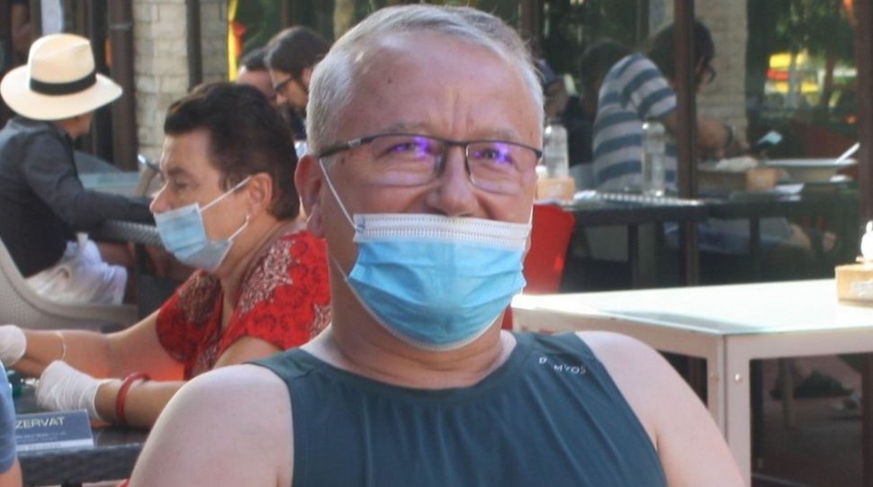 Un cunoscut medic român anunță că și-a pierdut masca: "Găsitorului, recompensă!"