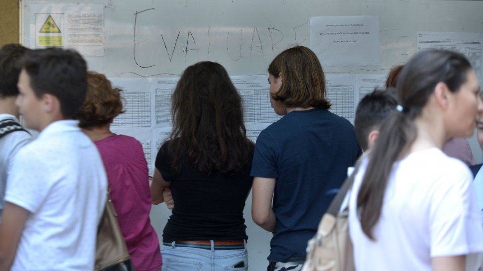 Specialiști: Focarele de COVID-19 în şcolile din România vor fi inevitabile