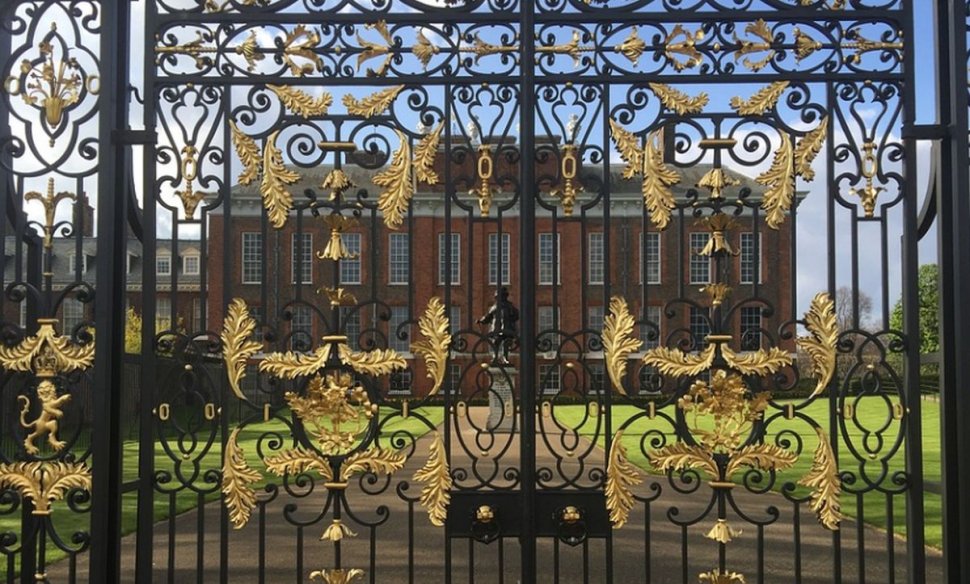 Un cadavru a fost găsit într-un lac din fața casei Ducilor de Cambridge