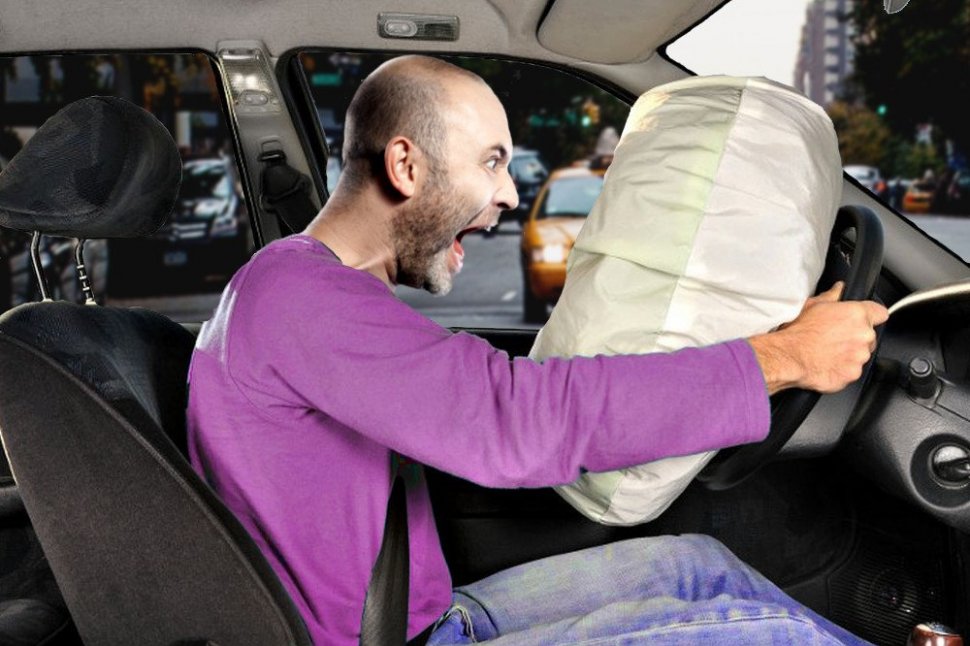 Atenţie, şoferi! Azotatul de amoniu de la airbag-uri provoacă explozii