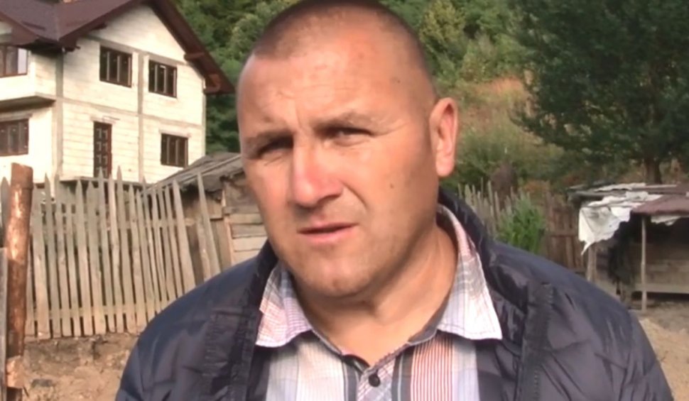Primarul din Slatina, Suceava, o nouă șansă pentru trei familii greu încercate de viață