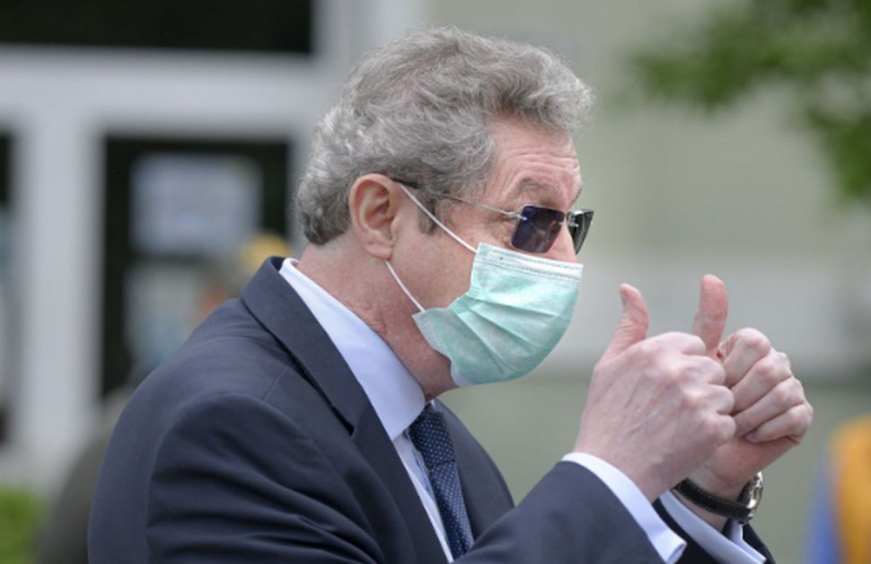 Dr. Streinu Cercel: Virusul e pe stradă. Nu mergeți fără mască!