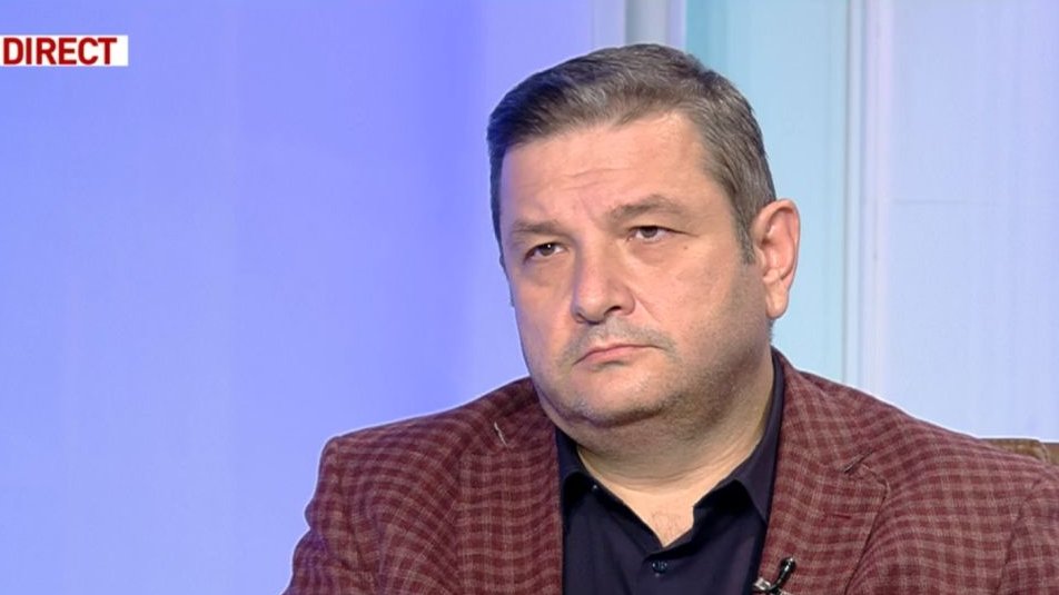 Bogdan Ciucă: ''Aveam 300 de cazuri pe zi şi le spuneam oamenilor în vârstă, că nu au voie să iasă din case. Acum avem 3.000 de cazuri pe zi şi le spunem că trebuie să iasă la vot!''