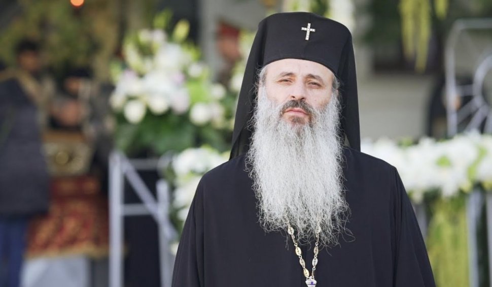 Mesajul Părintelui Mitropolit Teofan, după restricțiile impuse la sărbătoarea Sfintei Cuvioase Parascheva: "Durere adăugată la durere” 