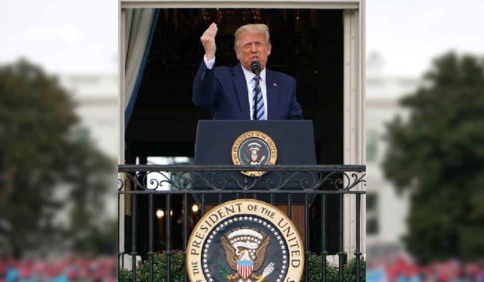 Trump a ieșit pe balconul Casei Albe în primul eveniment public după tratamentul anti-COVID. "Mă simt minunat!"