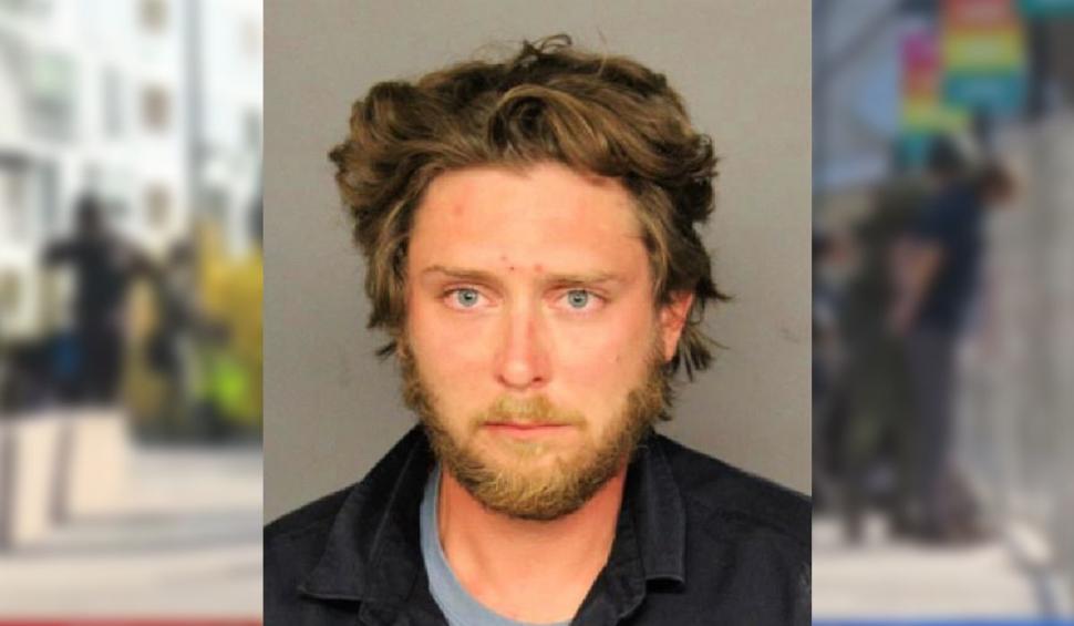 Bodyguardul unui post TV a împuşcat mortal un protestatar de dreapta, după o altercaţie  680256