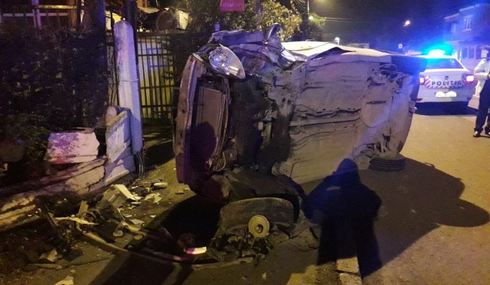 Femeie readusă la viață după ce o mașină s-a răsturnat în comuna Luna din Cluj