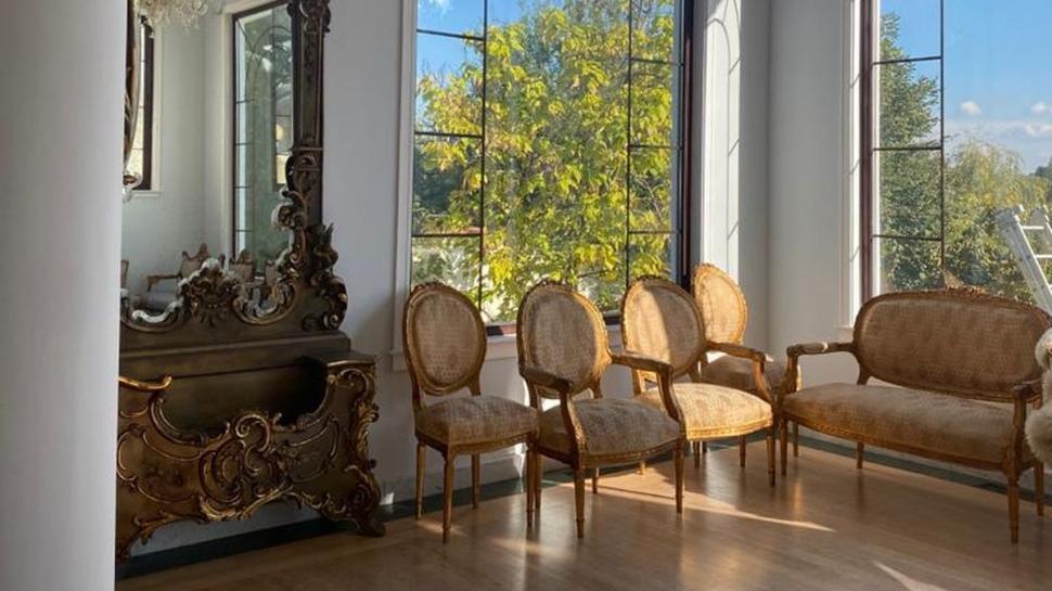 Imagini cu vila de la Izvorani înainte de a lua foc. Cum arăta casa în care a locuit Irinel Columbeanu 682263