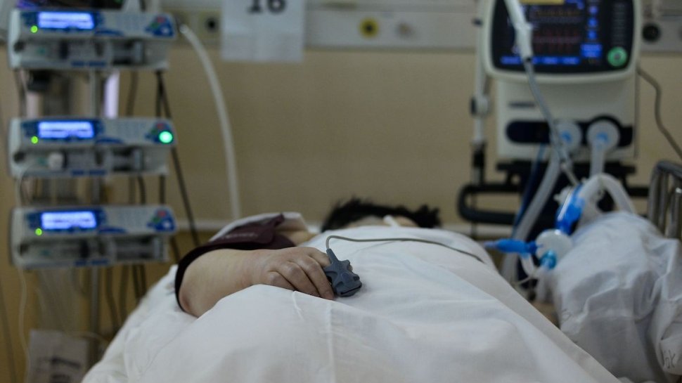 Strigăte disperate după un loc la ATI! Pacienții mor cu zile din cauza lipsei paturilor la Terapie Intensivă