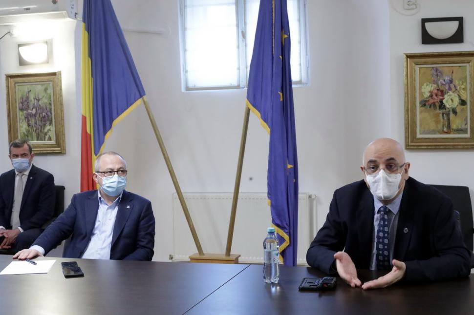 Reprezentanţii cultelor, la masă cu Guvernul. Solicitarea acestora pentru Slujba de Crăciun: Trebuie evitate acele măsuri 683783