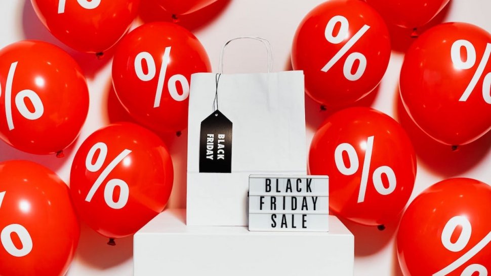 Black Friday 2020. Cel mai scump produs cumpărat de Black Friday și asta a fost cea mai mare reducere