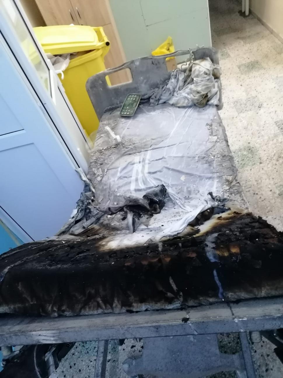 Imagini cutremurătoare! Cum arată secția ATI COVID a Spitalului Județean Piatra Neamț după ce a luat foc 684000