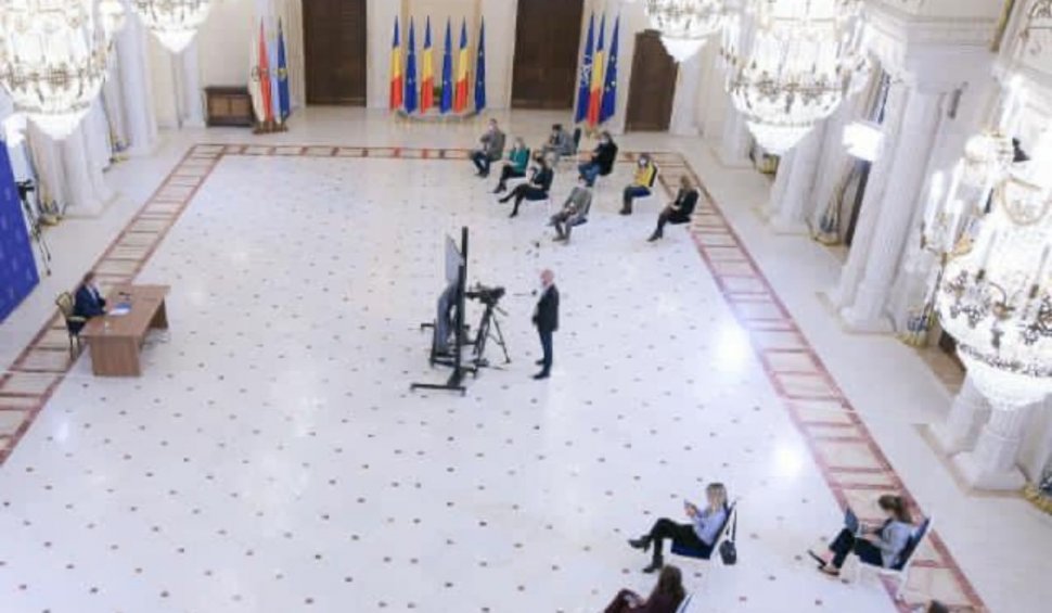 Adevărul despre conferinţele preşedintelui Iohannis: "Îi ceartă pe reporteri dacă îndrăznesc să intervină"