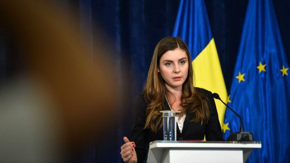 Ioana Petrescu, despre nominalizarea lui Florin Cîțu în funcţia de premier: ''Nu am niciu dubiu că va continua să se împrumute la nesfârşit!''