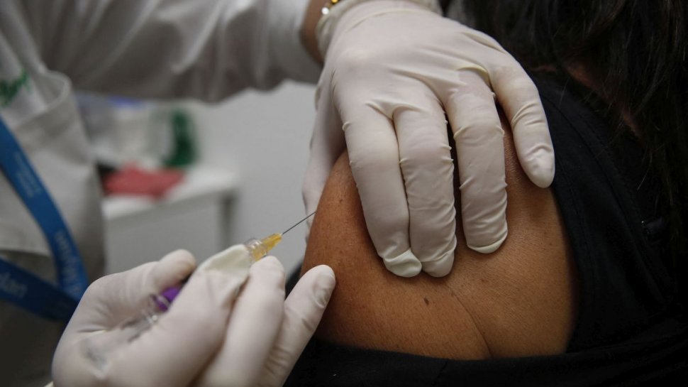  FDA a prezentat efectele secundare ale vaccinului anti-Covid-19 produs de Pfizer și BioNTech