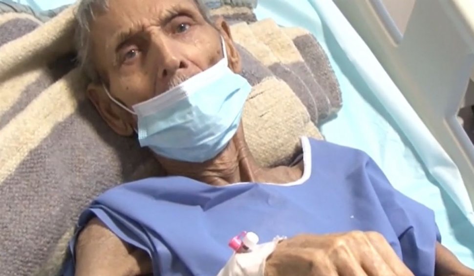 Bătrânul din Iaşi abandonat în spital de Crăciun are cinci copii, dar niciunul nu vrea să îl îngrijească
