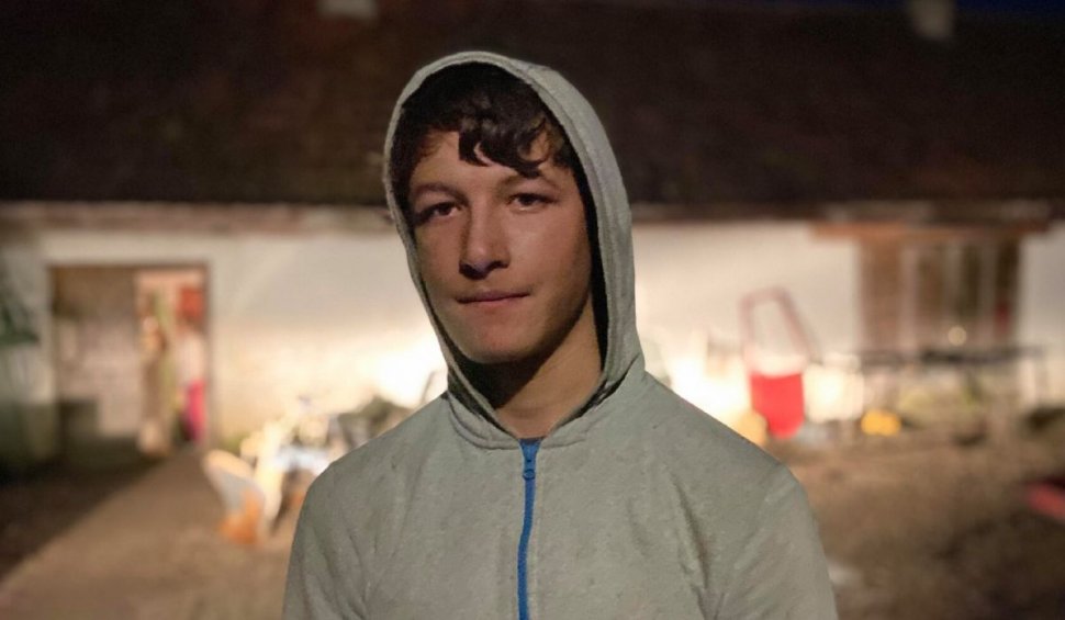 Surpriză pentru Andrei, copilul olimpic care locuieşte într-un grajd în Sălaj