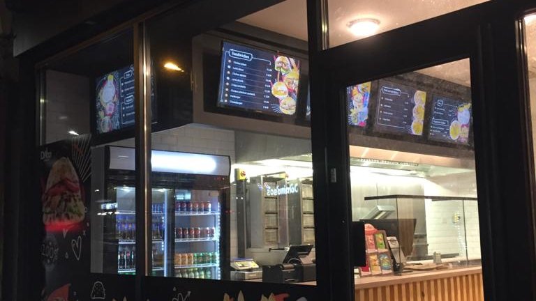 Primul restaurant românesc de fast-food, deschis în Londra, în plină pandemie