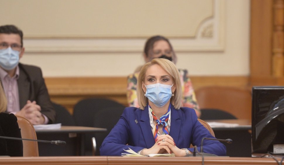 Gabriela Firea: Acestea ”sunt ”realizările” primarului dreptei unite la rele și profit în noul București!”