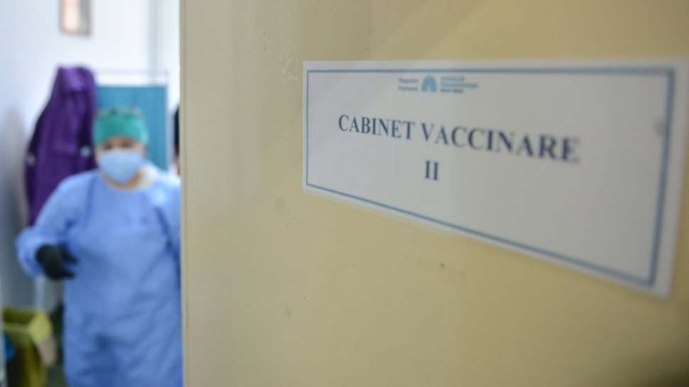 Peste 300.000 de persoane din etapa a doua au fost programate pentru vaccinare