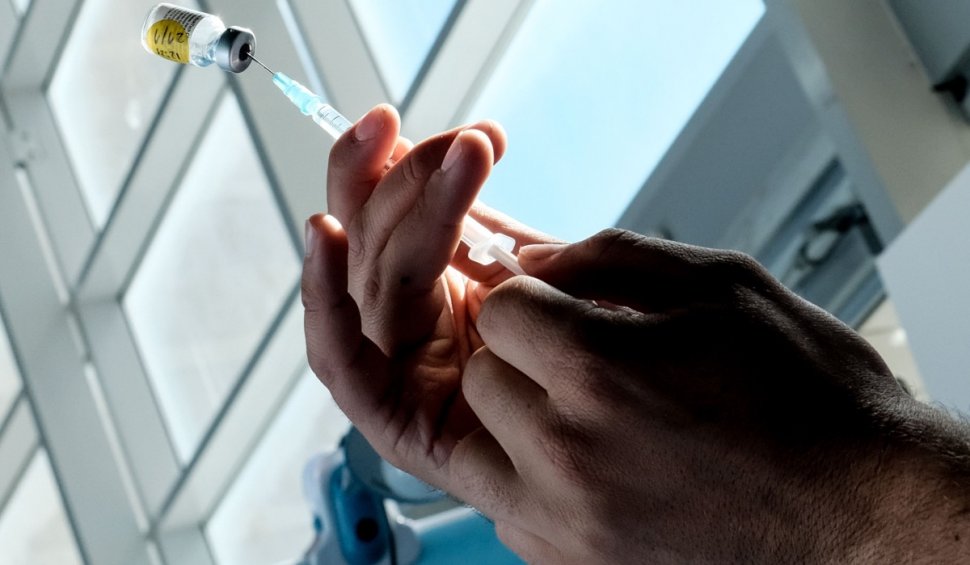 Vaccinuri împotriva COVID-19 administrate în România, 22 ianuarie 2021. În total s-au înregistrat peste 1000 de reacții adverse