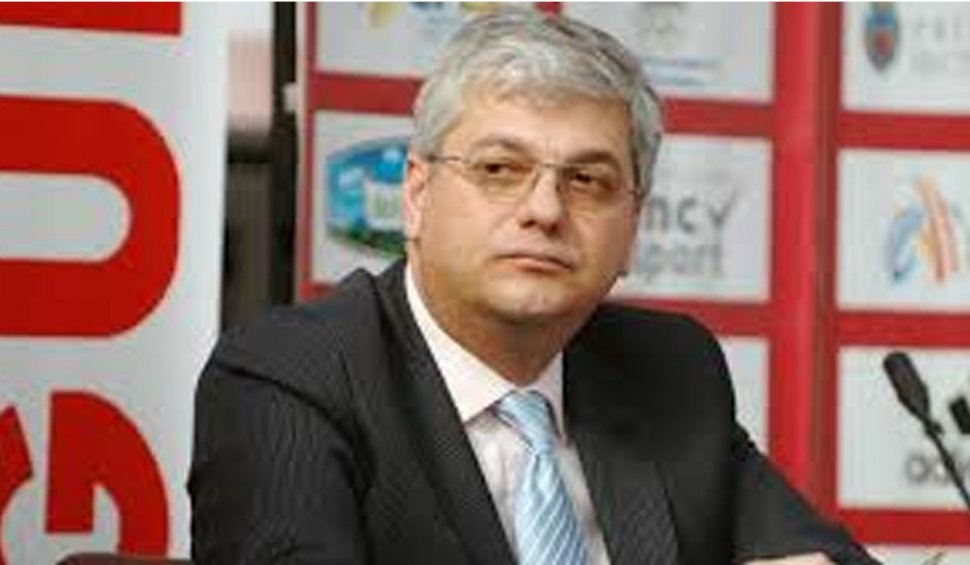 Radu Mustăţea, fostul preşedinte al Astra Asigurări, condamnat la închisoare pentru delapidare
