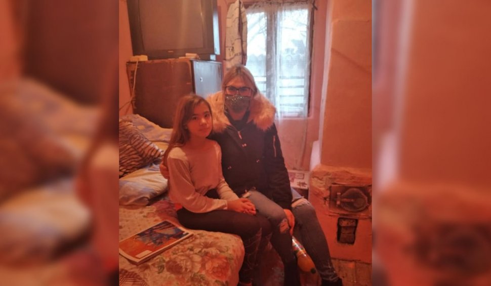 De ziua ei, o copilă de 11 ani din Gorj a cerut cadou lemne de foc, ca să nu mai doarmă în frig