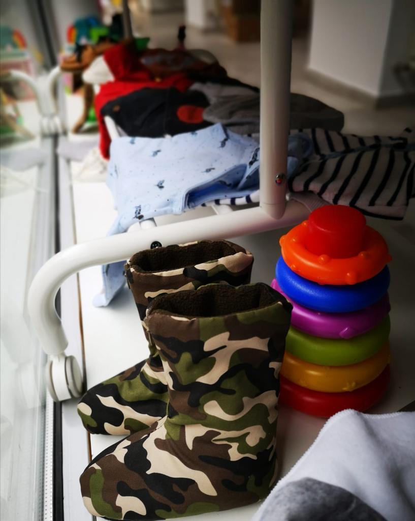 Magazin cu hăinuţe şi jucării gratuite pentru copiii necăjiţi 693435