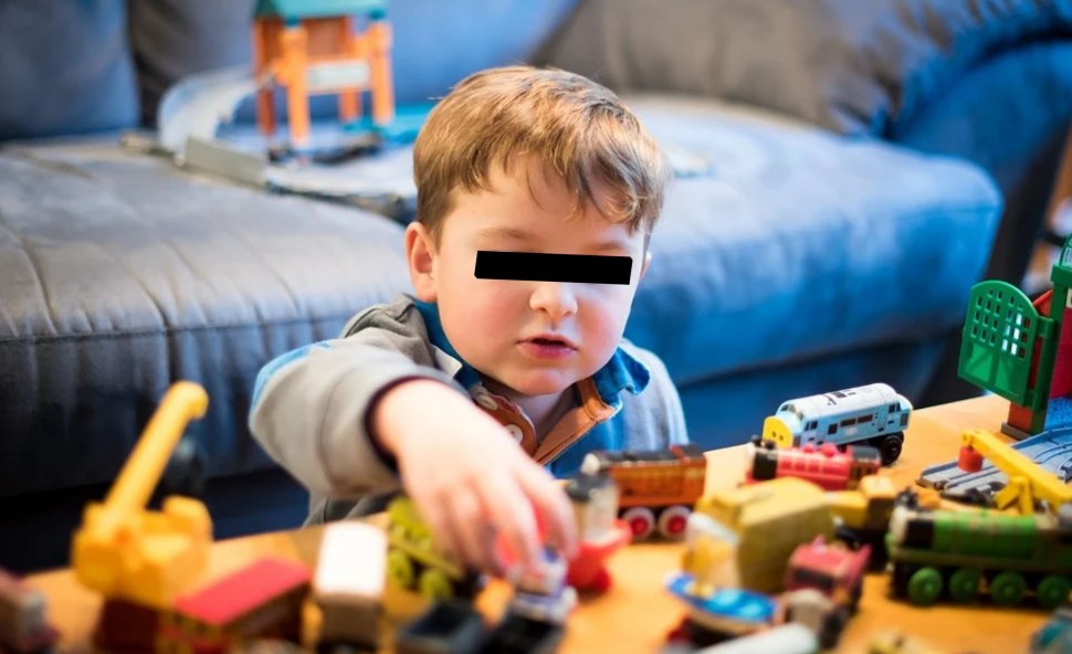 Un copil de 5 ani din Maramureș a murit chiar de ziua lui după ce s-a înecat cu o jucărie primită cadou 