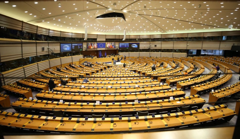 Parlamentul European a aprobat Mecanismul de redresare și reziliență. Câți bani primeşte România pentru combaterea efectelor pandemiei