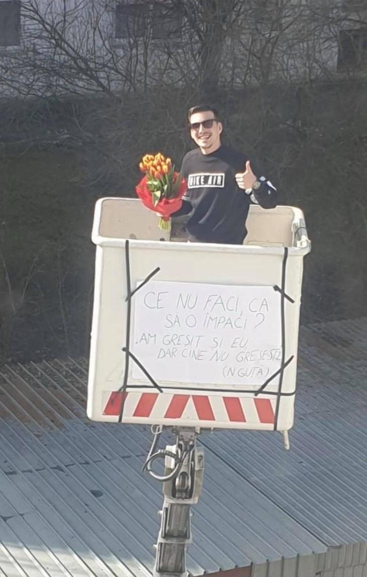 Declaraţie de dragoste la înălţime! Cum şi-a surprins iubita de Valentine's Day 694984