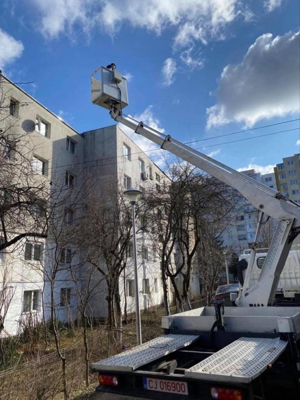 Declaraţie de dragoste la înălţime! Cum şi-a surprins iubita de Valentine's Day 694987