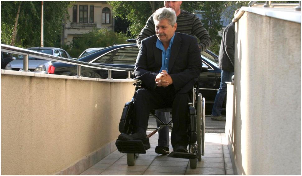 Sorin Ovidiu Vântu a fost operat. Medicii, nevoiți să îi amputeze o parte dintr-un picior 695413