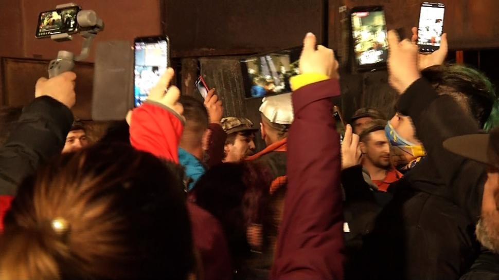 Ei sunt cei care au protestat în subteran în ultimele 7 zile şi au forţat autorităţile să le dea minerilor banii! 695978