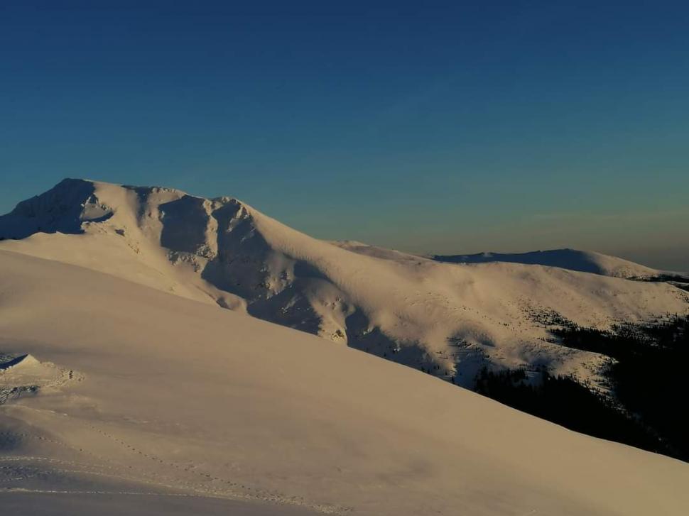 Record spulberat, în Munții Parâng. Niciodată nu a mai fost înregistrată această temperatură la staţia meteo 696044