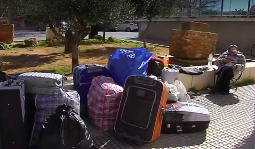 Românii dintr-un clan au primit 100.000 de euro ca sa elibereze apartamentele pe care le ocupau ilegal, într-un oraș din Spania
