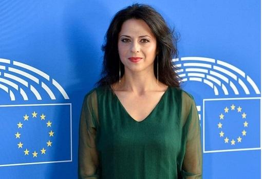 Un europarlamentar PLUS îl acuză pe Klaus Iohannis de populism și ipocrizie: "Asta nu se numeşte drag de adevăr" 697482