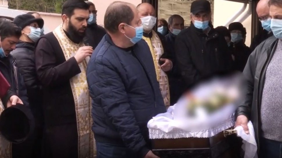 Imagini de la înmormântarea lui Silviu Iştoan, victima lui Gheorghe Moroşan
