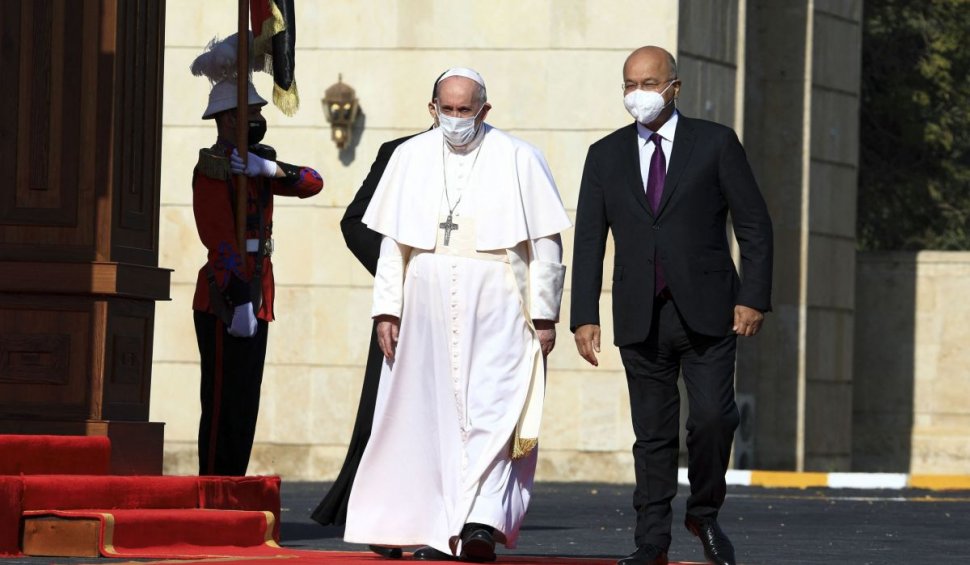 Papa Francisc, vizită istorică în Irak: "Vin ca pelerin al păcii, în numele lui Hristos! Cer iertare pentru distrugeri și cruzime"