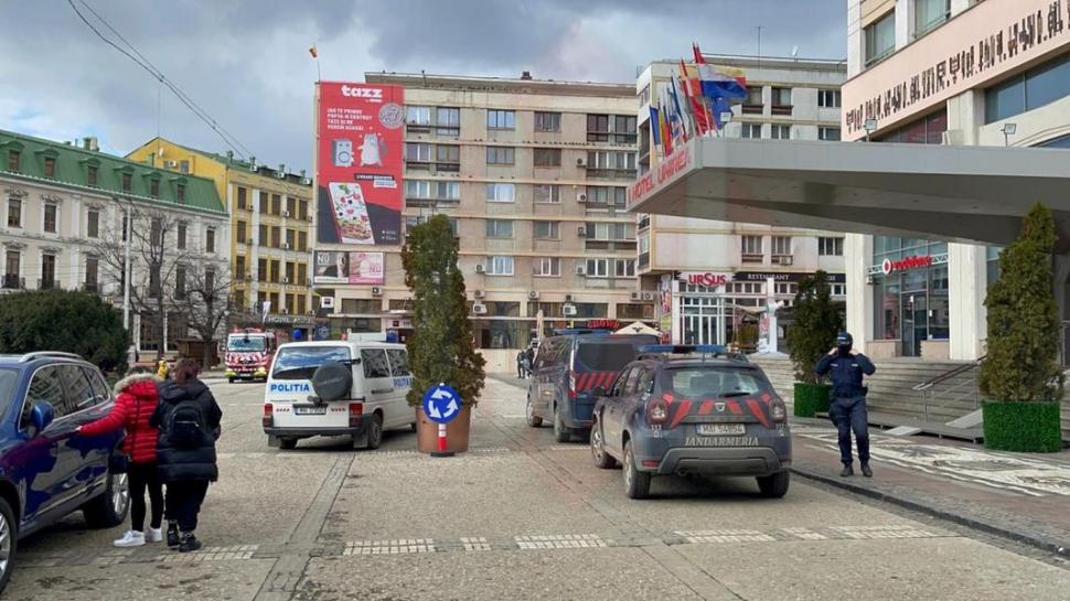 Alertă cu bombă la un hotel din orașul Iași. Toate persoanele sunt evacuate 697753